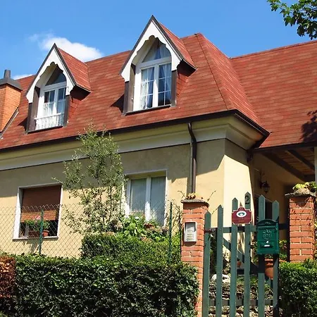 Around N About Bed & Breakfast Quarona